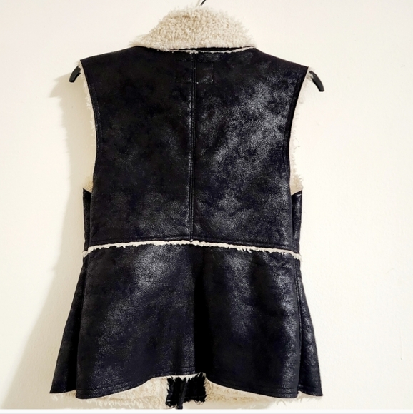 Santuary clothing faux suede sherpa winter vest - Picture 8 of 8